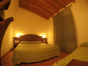  Hotel Barabba  Куаттро-Кастелла